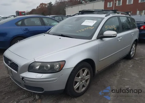 2007 Volvo V50 2.4I z USA, uszkodzony, nr VIN YV1MW390372288948